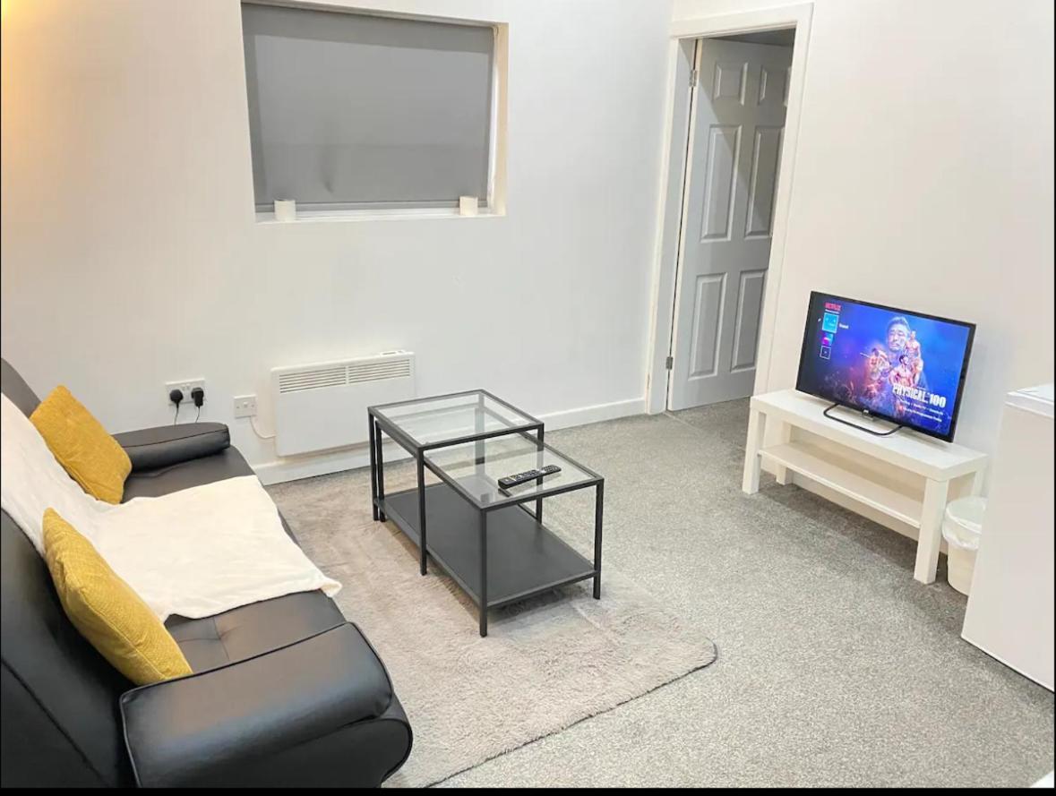 Apartment In Bham City Centre, Free Parking Sleeps 3 Birmingham Exterior foto